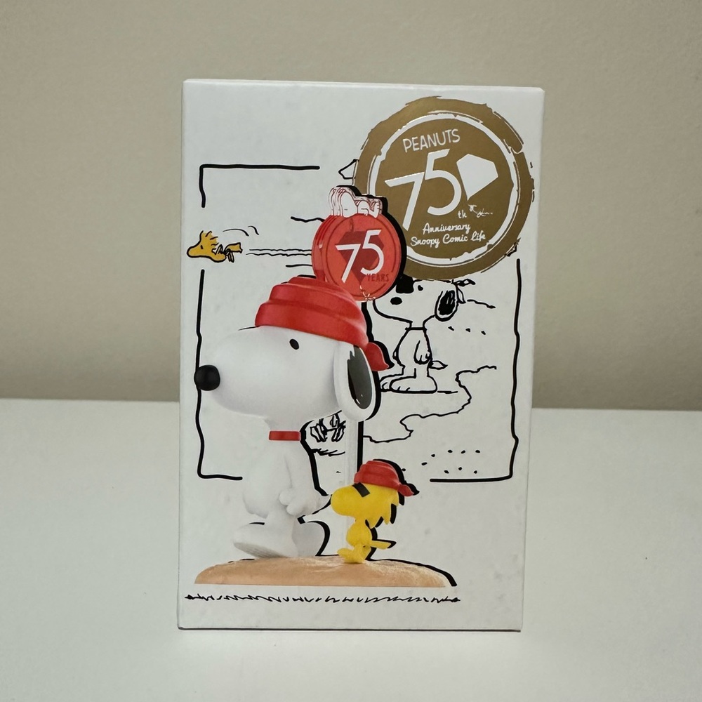 Pop Mart Peanuts 75th Anniversary Snoopy Comic Life Series Figure - Sack Jumping